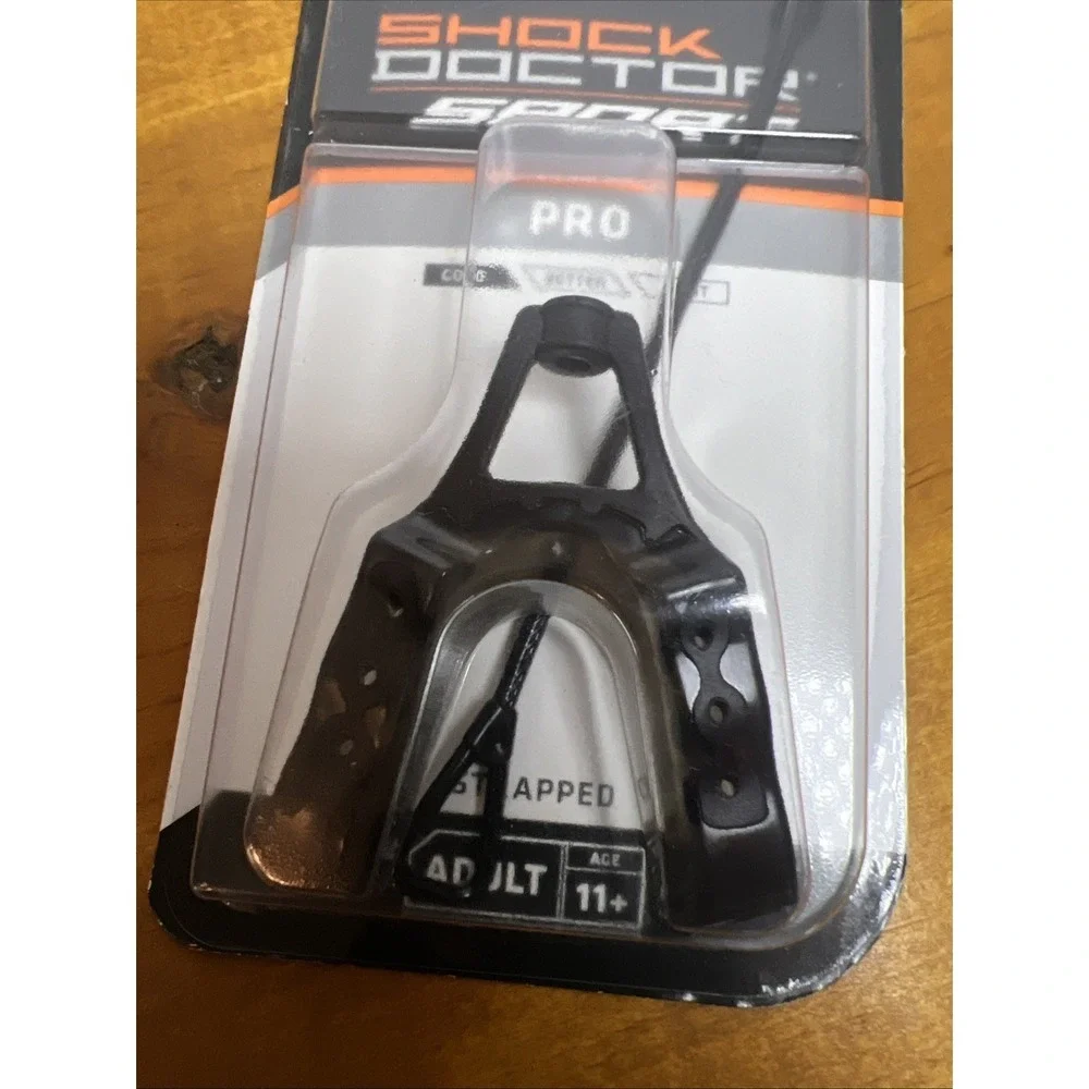 Shock Doctor Mouth Guard Pro Strapped Adult Age 11+ Protection Black NEW - Picture 2 of 6